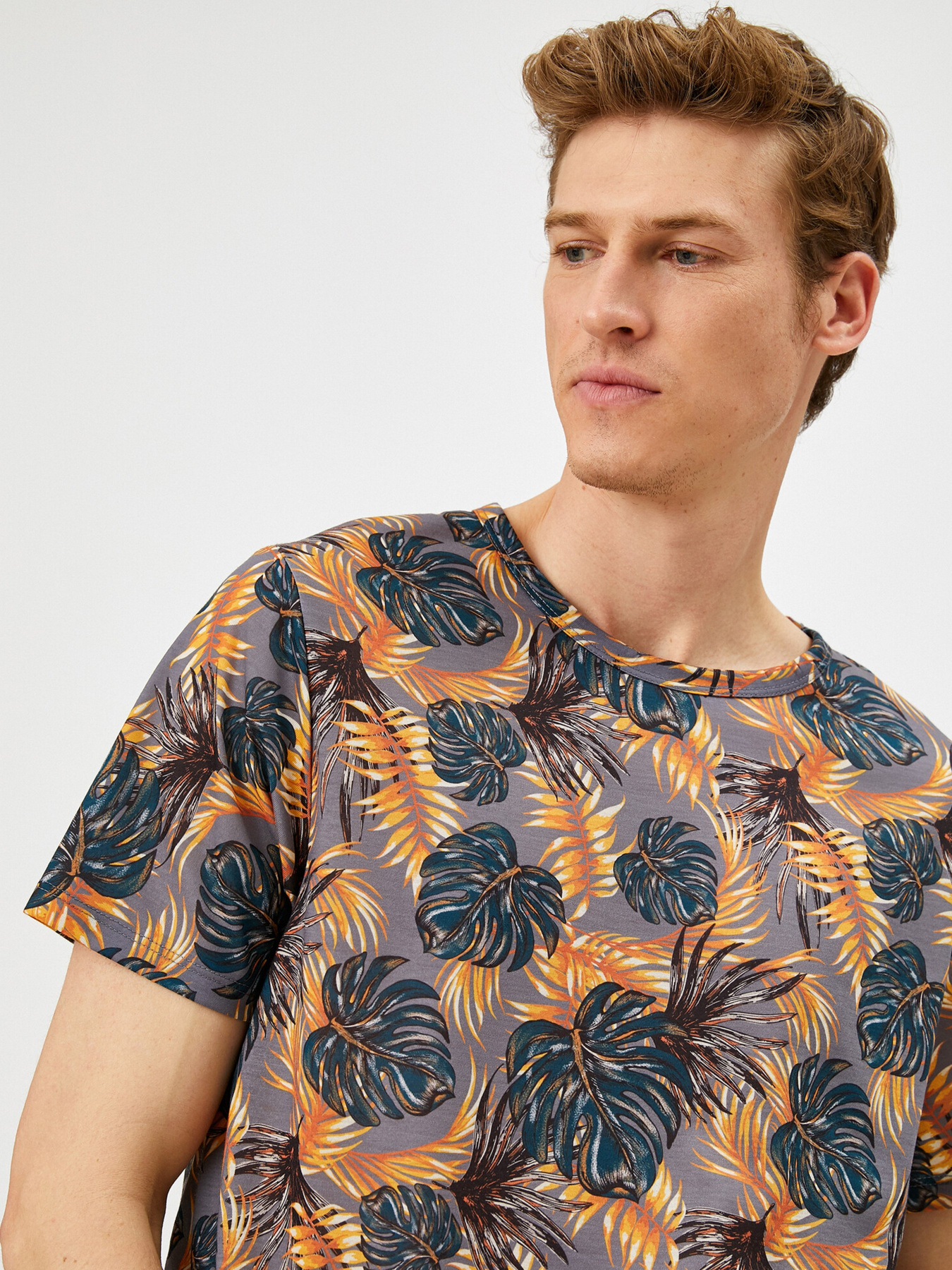 Футболка Koton модель 1YAM15586MK01C Фото