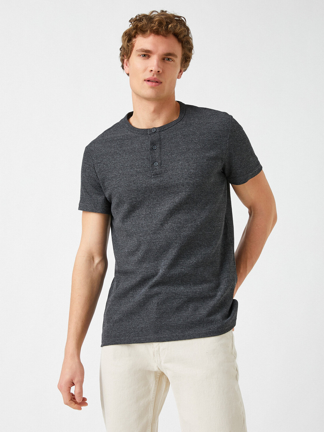 Футболка Koton модель 2YAM12382LK045 Фото