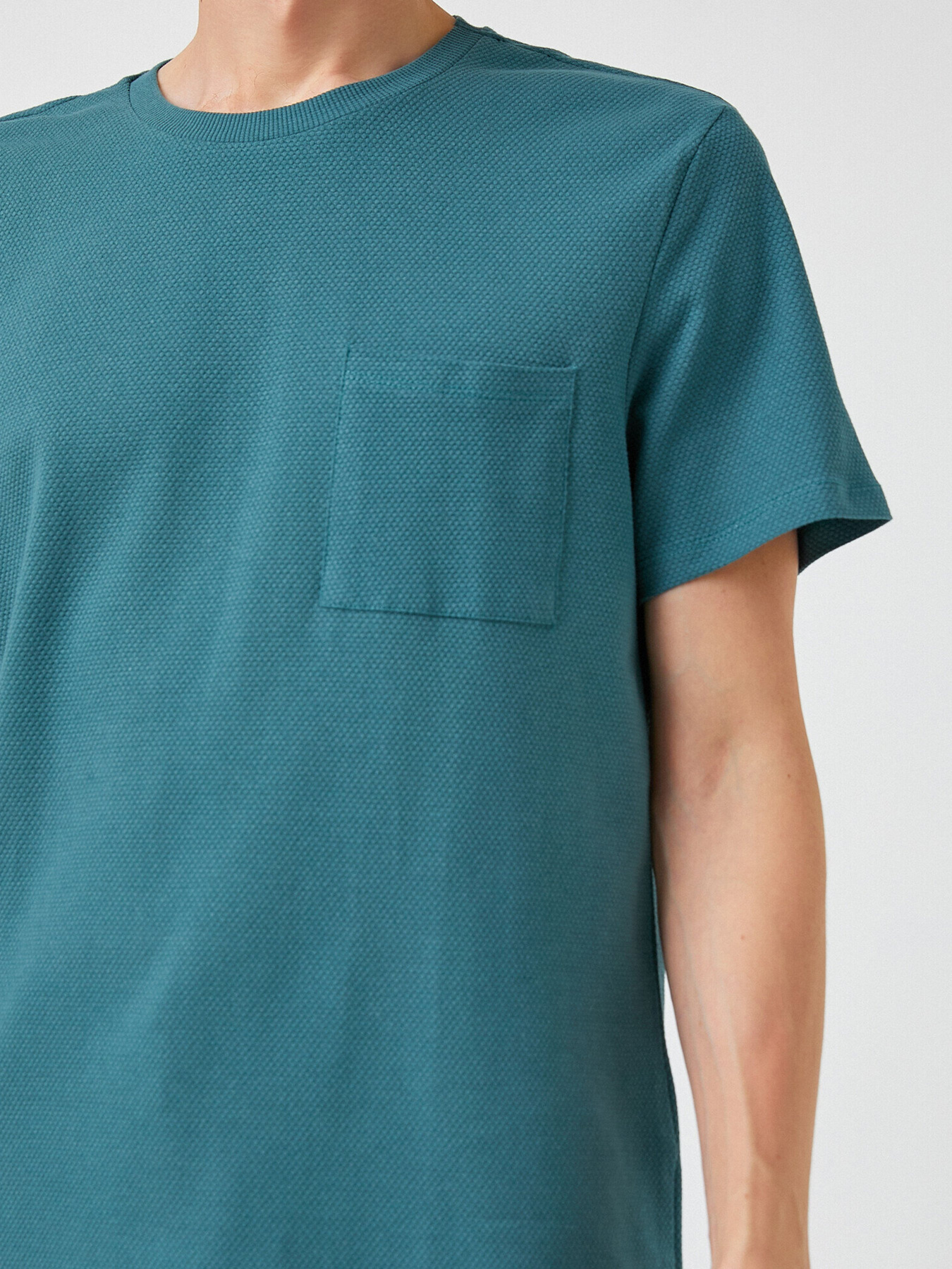 Футболка Koton модель 2YAM12300OK787 Фото