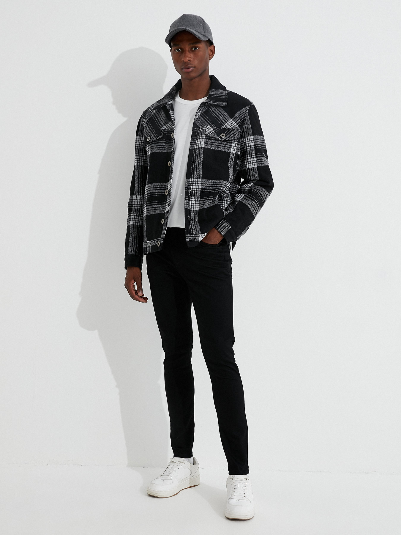 Завужені джинси Koton модель 3WAM40003BD999 Фото