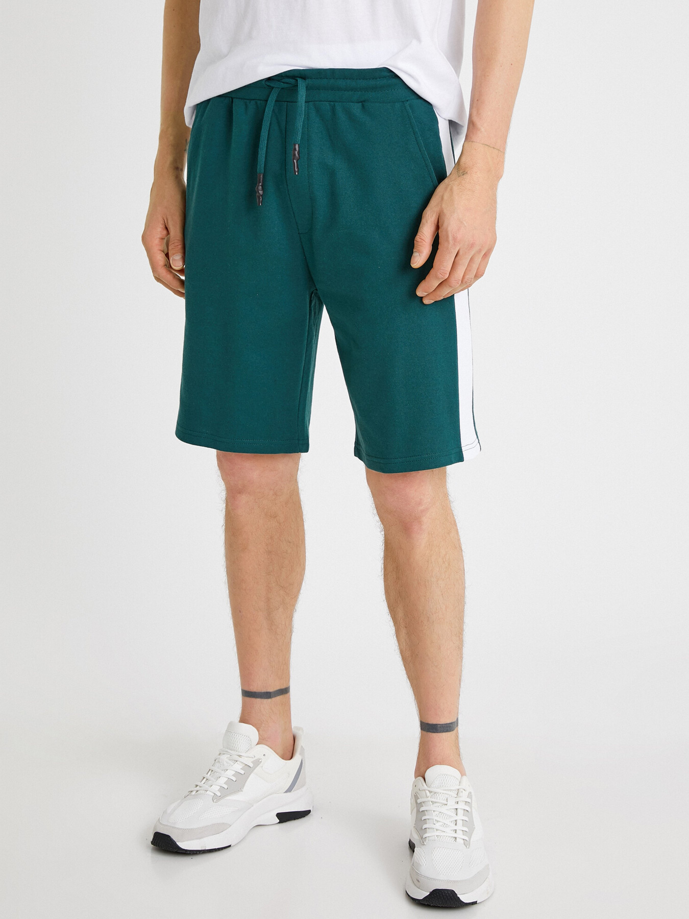 Шорты Koton модель 1YAM41604LK750 Фото