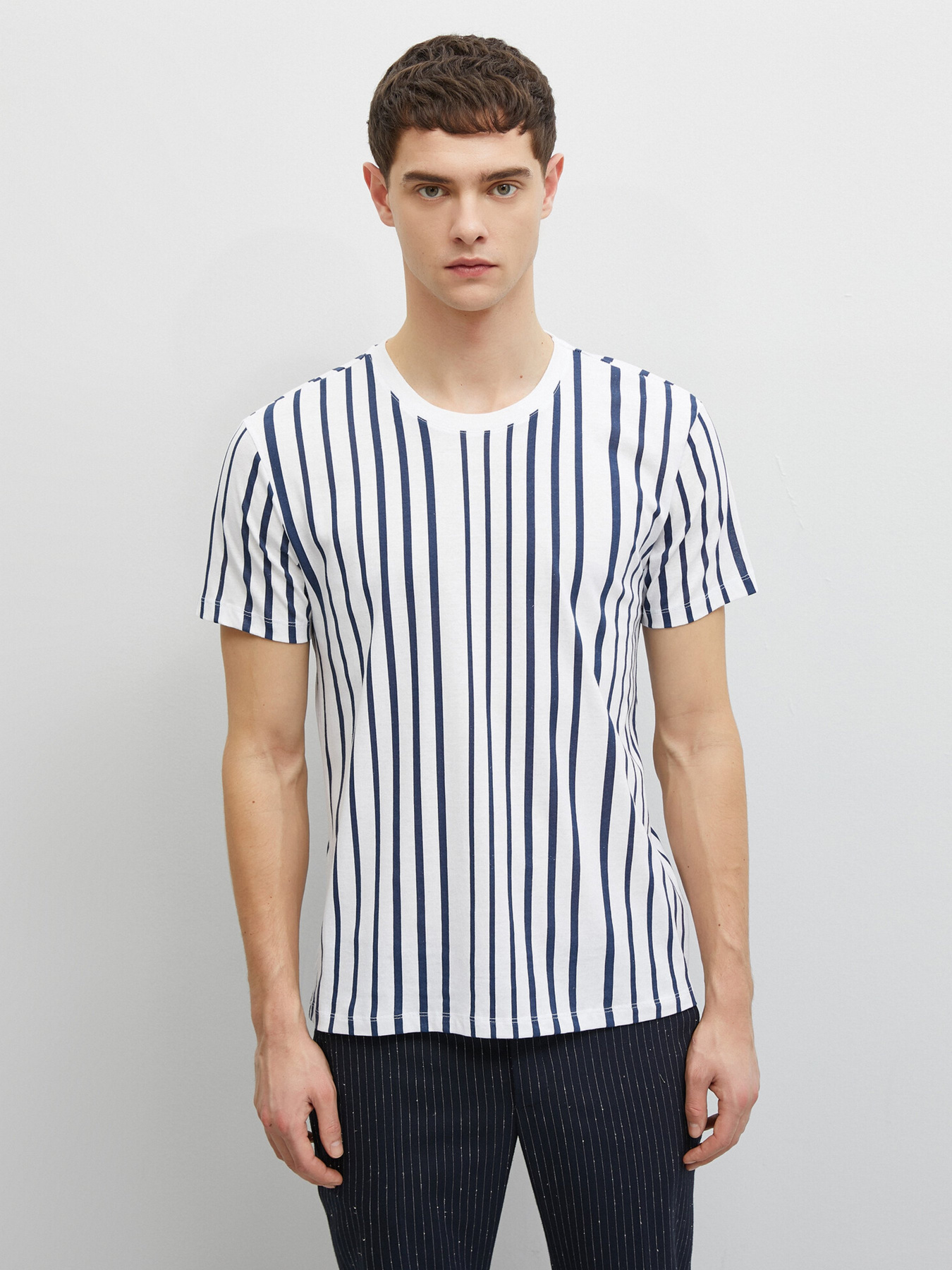 Футболки і поло Koton модель 1YAM12020LK02L Фото