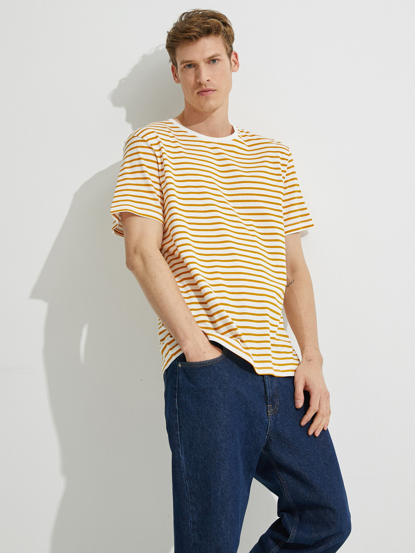 Футболки и поло Koton модель 1YAM14810OKJ59 Фото