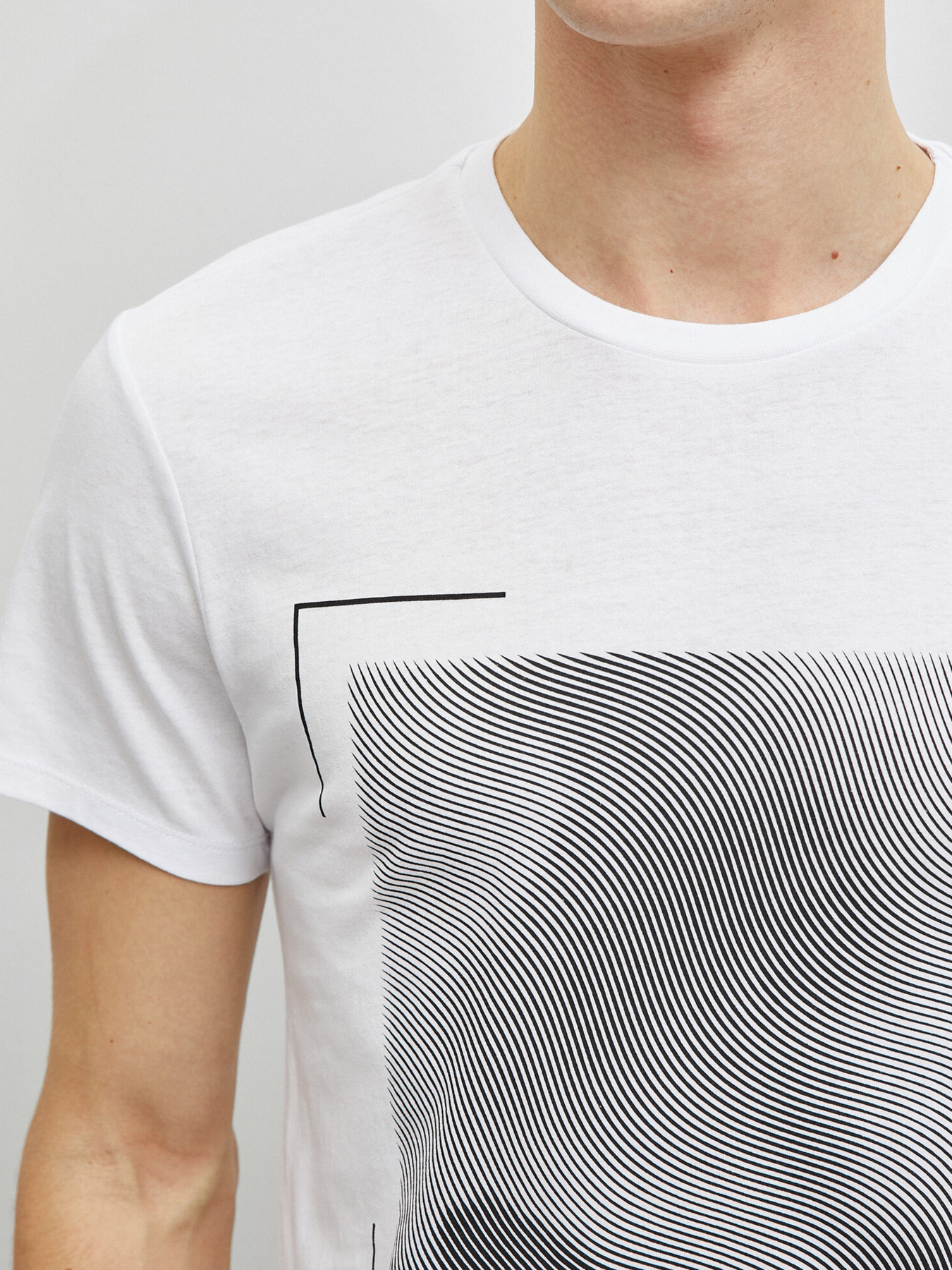 Футболки и поло Koton модель 1YAM11830LK000 Фото