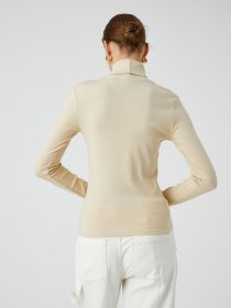 Водолазка Koton модель 4WAK60002EK057 Водолазка Koton модель 4WAK60002EK057 Фото