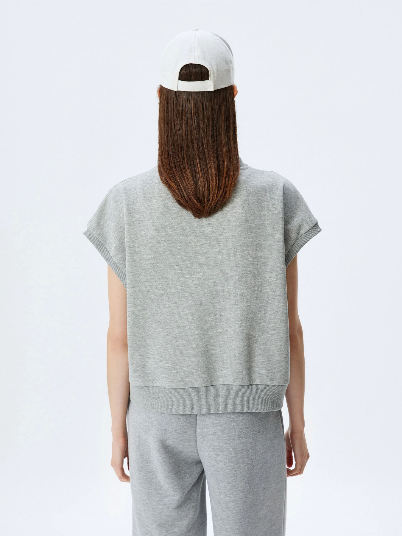 Жилет Koton модель 5WAK10280NKGRM Жилет Koton модель 5WAK10280NKGRM Фото