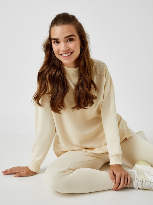 Свитшот Koton модель 2KAK13733EK002 Фото