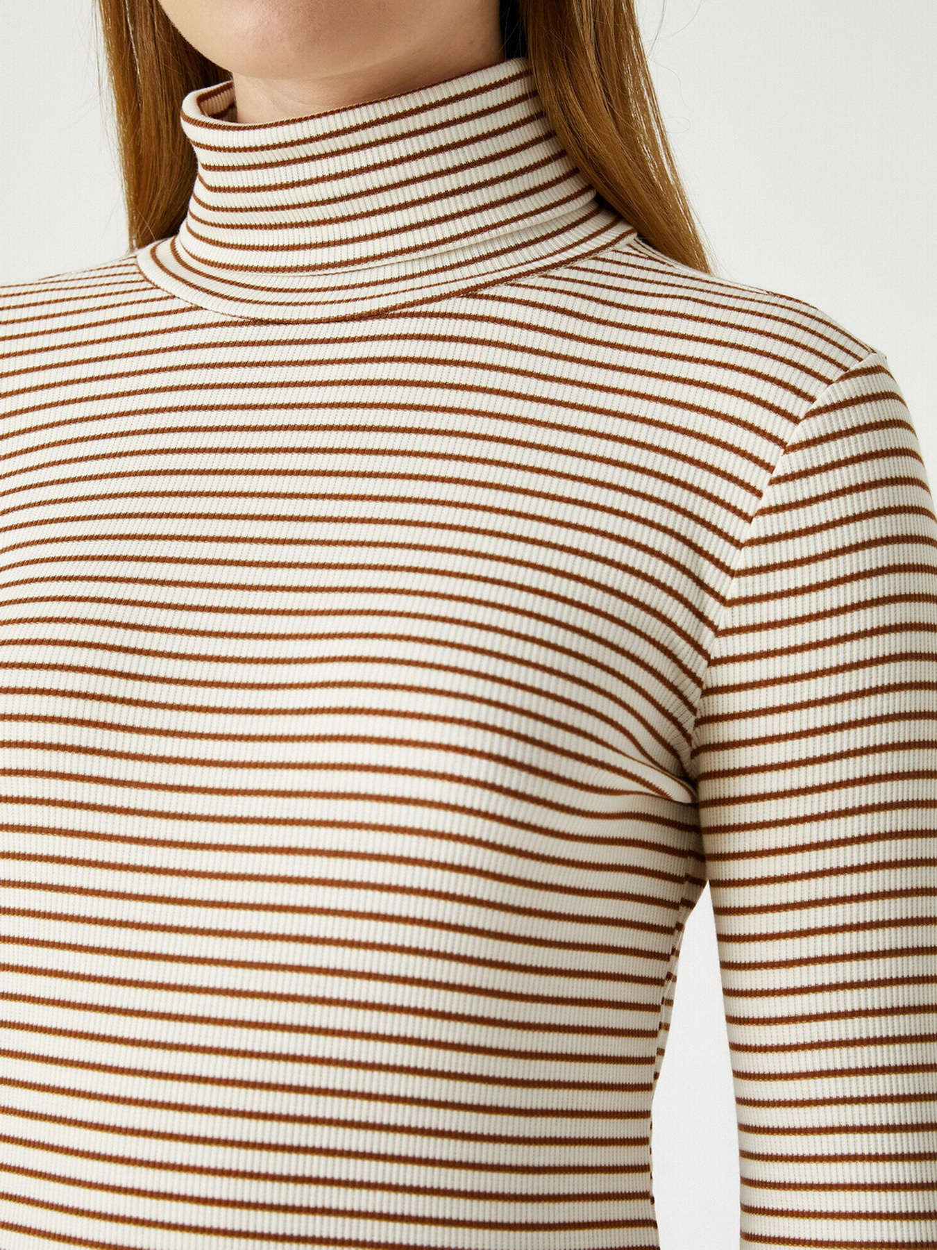 Водолазка Koton модель 2KAK13189EK01N Фото