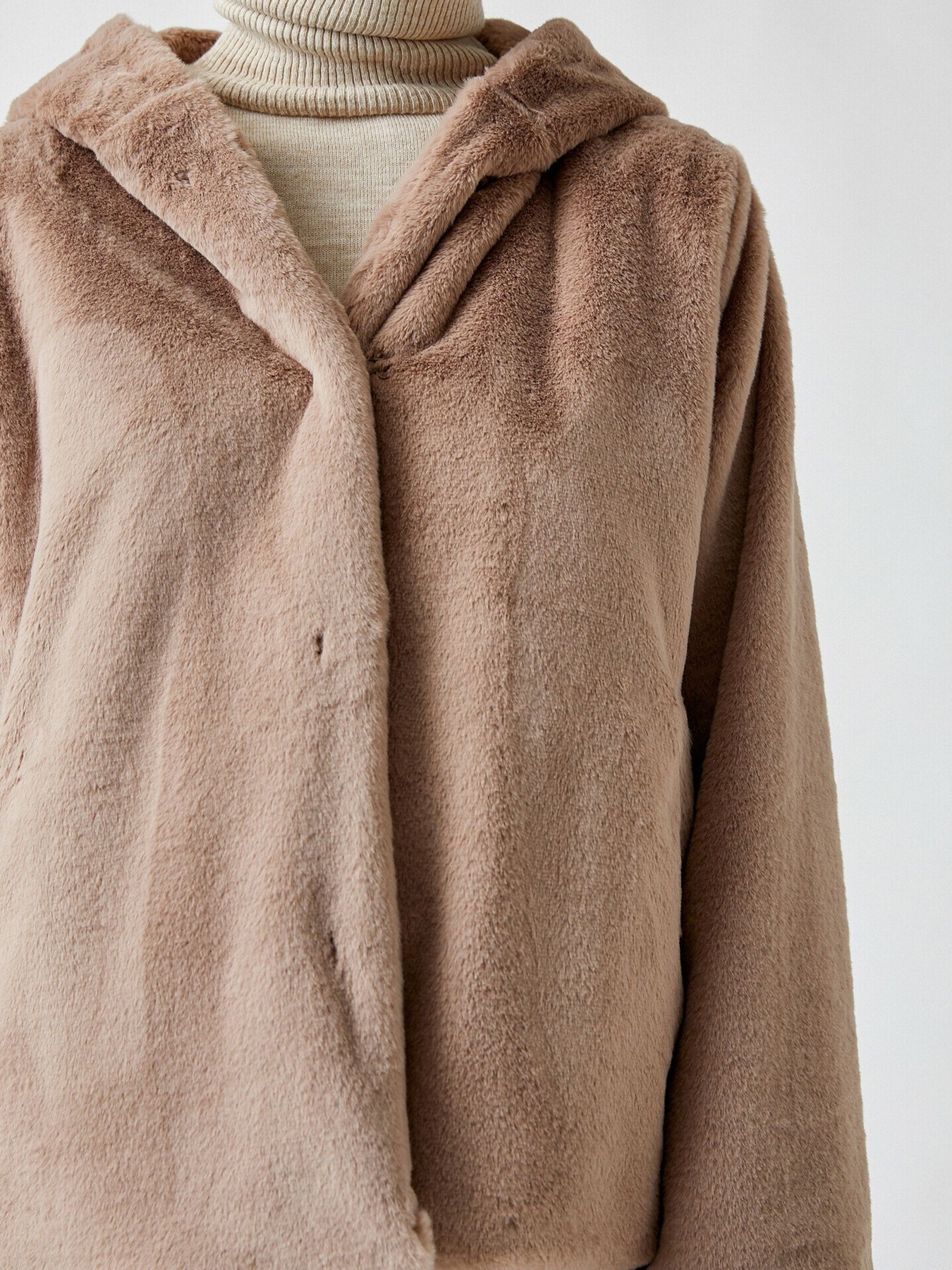 Шуба Koton Модель 2KAK06453EK565 Фото