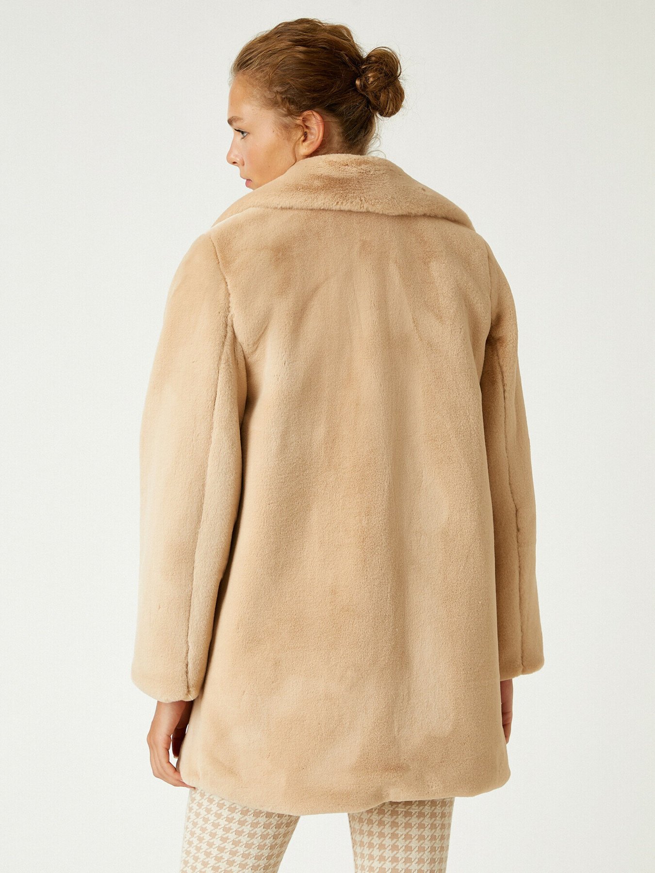 Шуба Koton модель 2KAK06835EW050 Фото