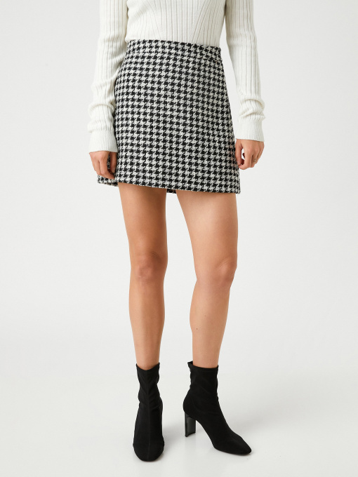 Спідниця міні Koton модель 2SAK70036UW9C9 Фото