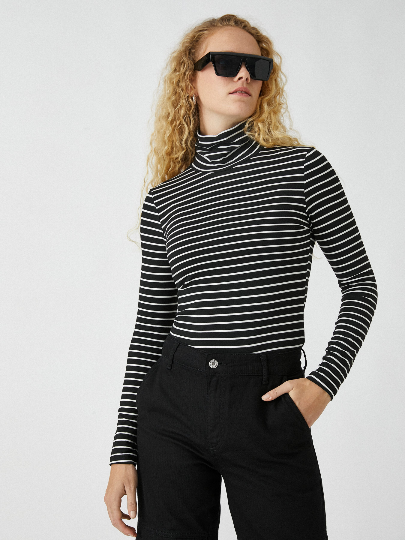 Водолазка Koton модель 3WAK60009EK0S0 Фото