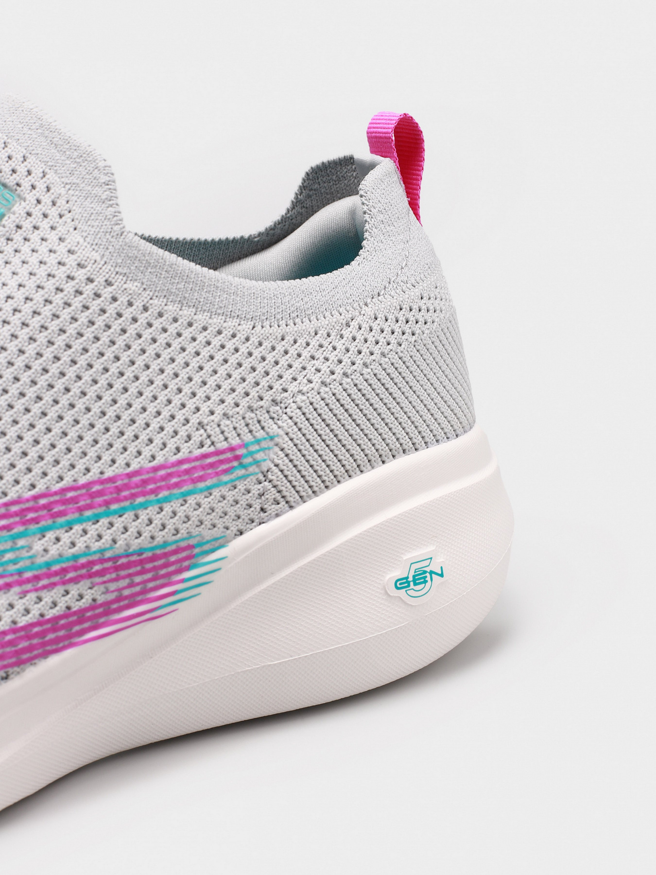 Кроссовки для бега Skechers GOrun Fast - Brisk Day модель 128186 LGPR Фото