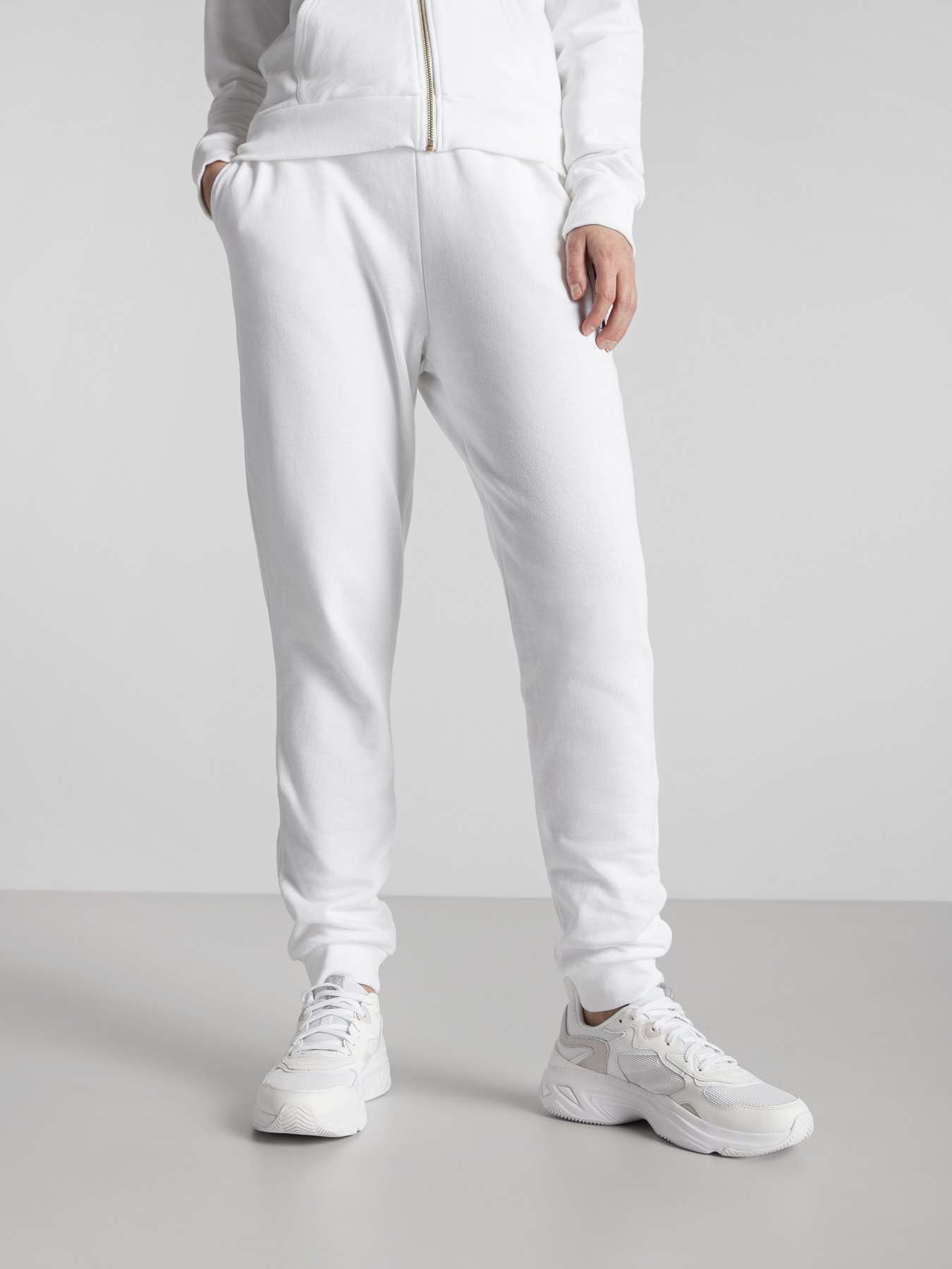 Кроссовки Skechers Energy Racer - Embrace модель 149370 WHT Фото