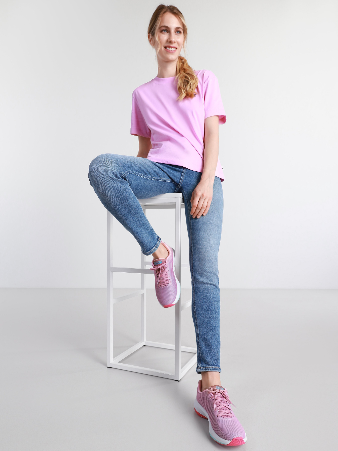 Кроссовки для бега Skechers Go Run Pulse модель 128105 MVMT Фото