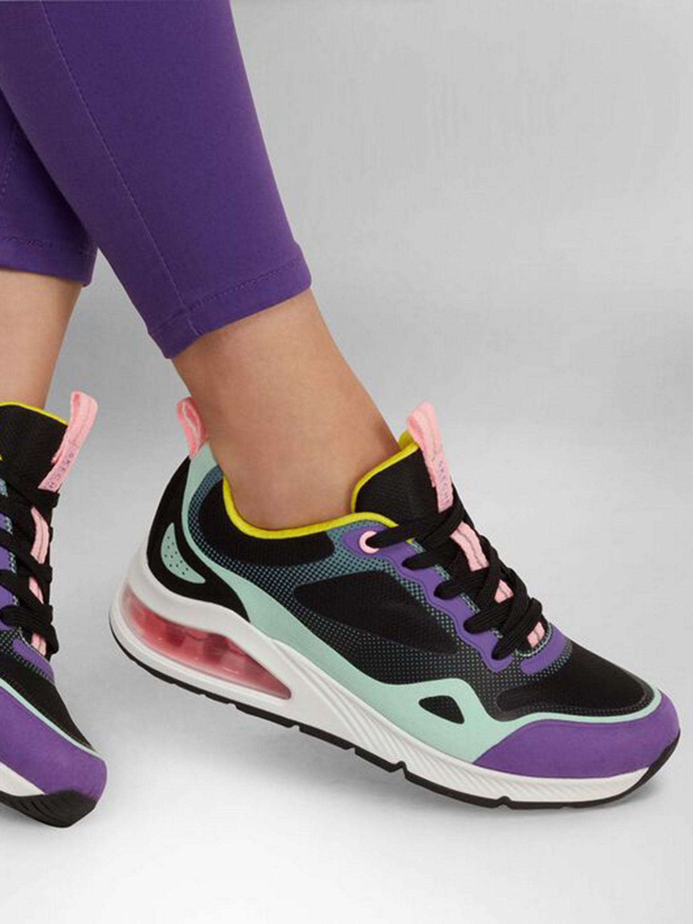 Кроссовки повседневные Skechers Uno 2 - Mad Air модель 155544 BKMT Фото