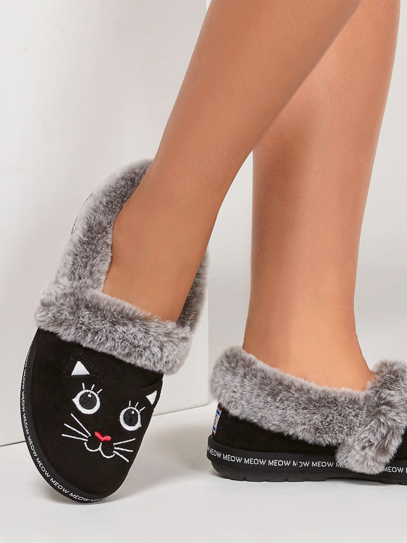 Тапки Skechers BOBS Too Cozy - Meow Pajamas модель 33355 BLK Фото