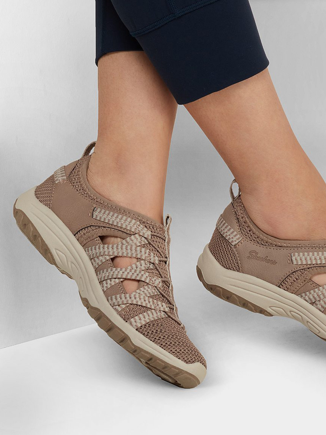 Кроссовки повседневные Skechers Relaxed Fit®: Breathe Easy - Swing High модель 158383 TPE Кроссовки повседневные Skechers Relaxed Fit®: Breathe Easy - Swing High модель 158383 TPE Фото