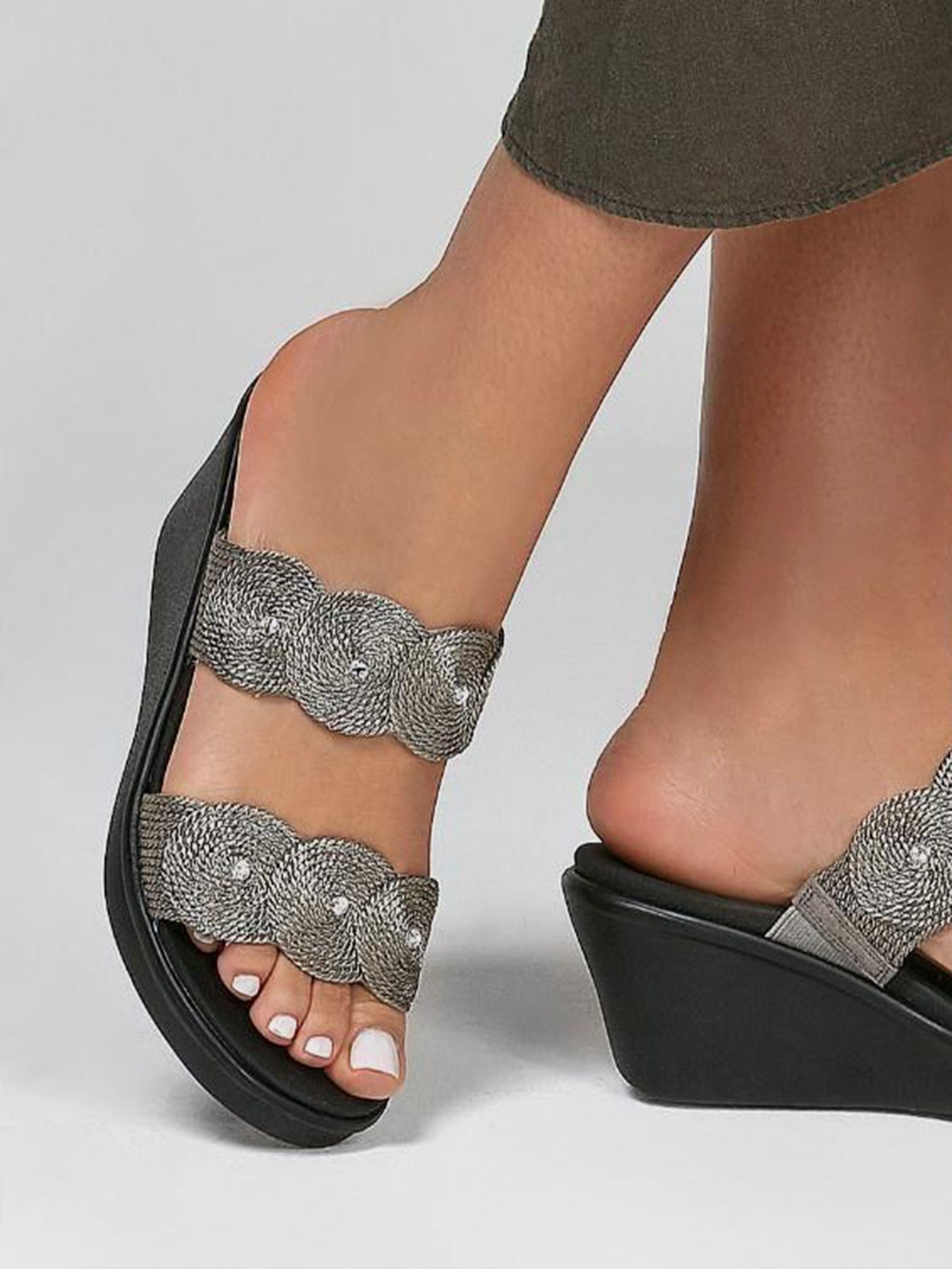 Шлепанцы Skechers Cali Rumble On - Circle City модель 33214 PEW Фото