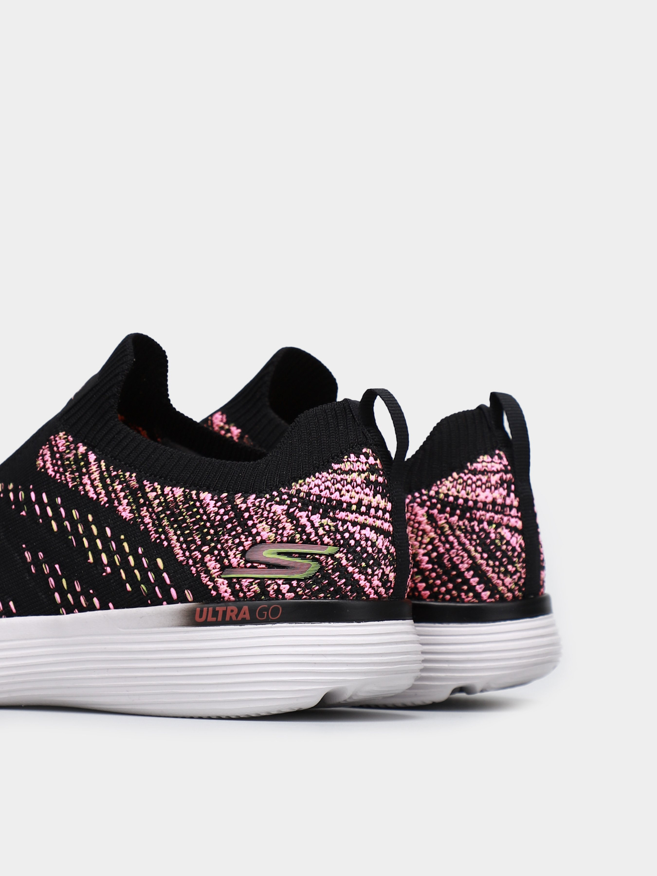 Слипоны Skechers GORUN 400 V.2 - HIGH ROAD модель 128195 BKCL Фото