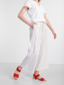 Босоніжки Skechers Desert Kiss - Poppy Bloom модель 113005 RED Фото