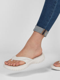 Вьетнамки Skechers GOwalk Smart™ - Mahalo модель 111115 WHT Фото