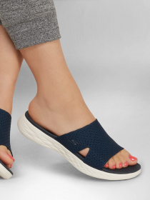 Шлепанцы Skechers On the GO 600 - Adore модель 140169 NVY Шлепанцы Skechers On the GO 600 - Adore модель 140169 NVY Фото