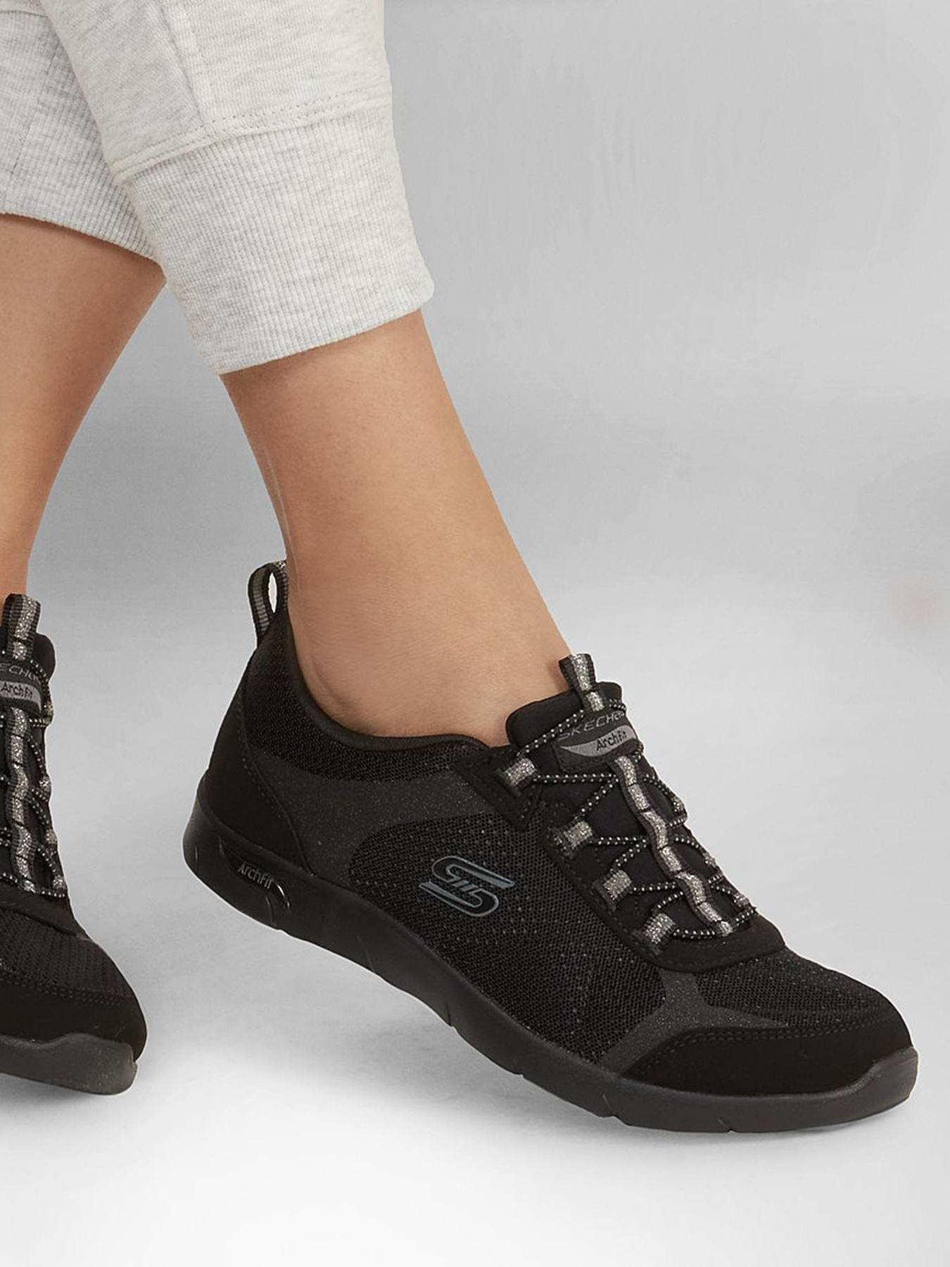 Кросівки повсякденні Skechers Arch Fit Refine - Her Best модель 104092 BBK Фото