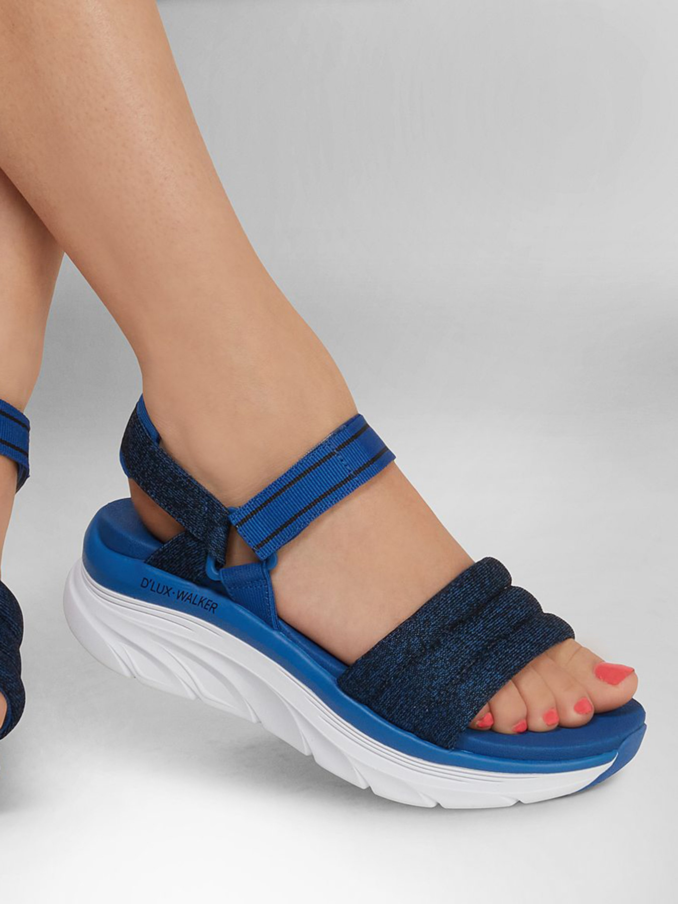 Сандалии Skechers D'lux Walker - Puffer Break модель 119214 BLU Фото