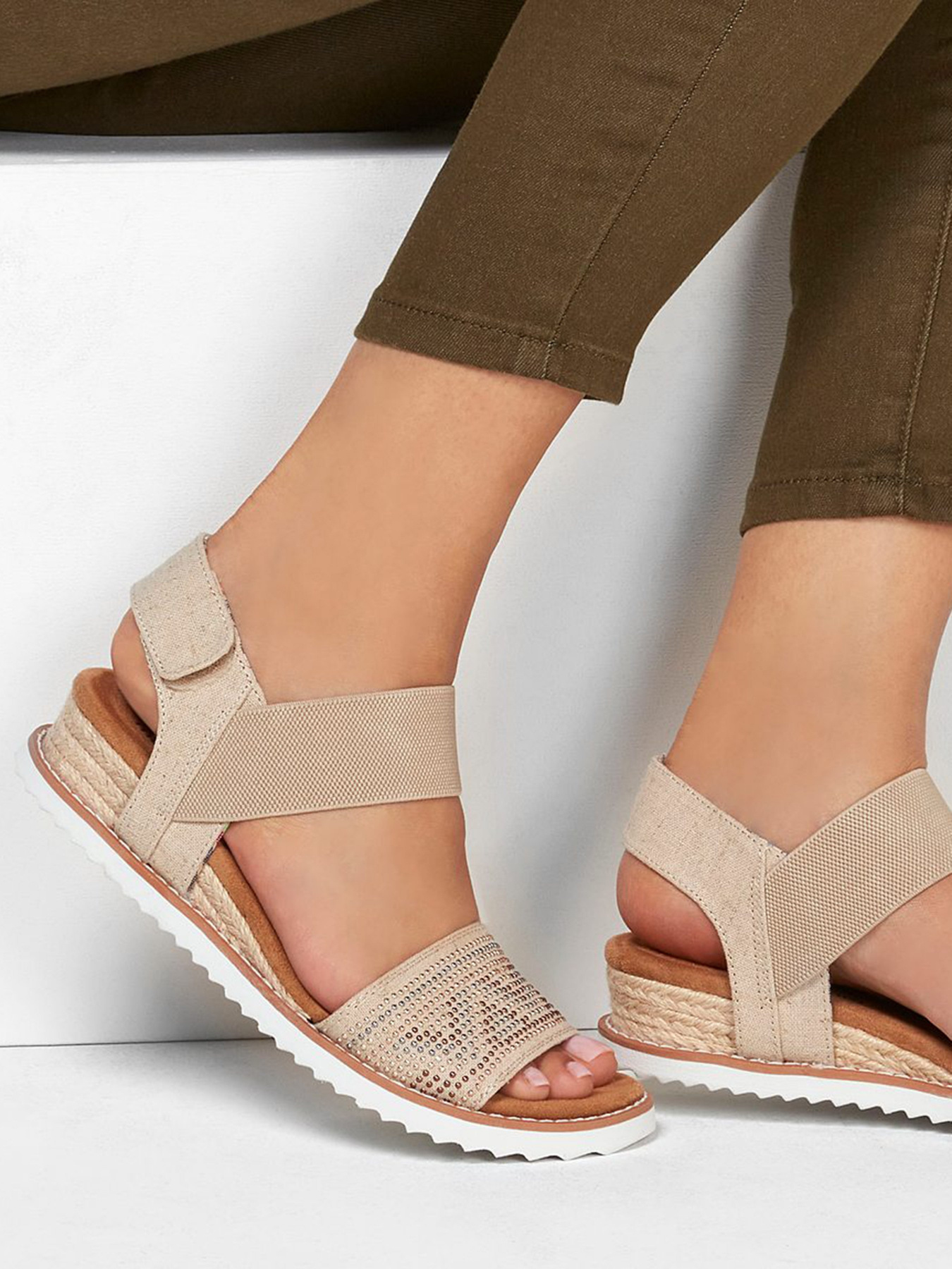 Босоножки Skechers BOBS Desert Kiss - Bella Breeze модель 32864 NTMT Фото