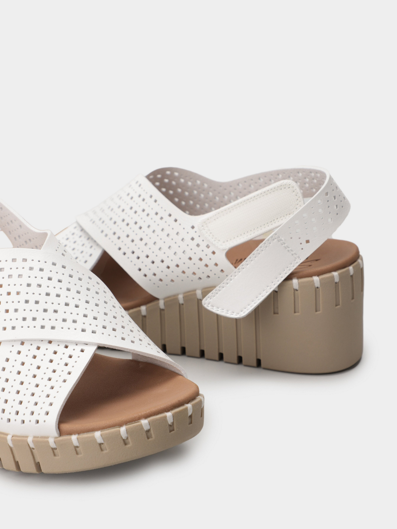 Босоніжки Skechers Pier Ave - Beach Chick модель 163000 WHT Босоніжки Skechers Pier Ave - Beach Chick модель 163000 WHT Фото