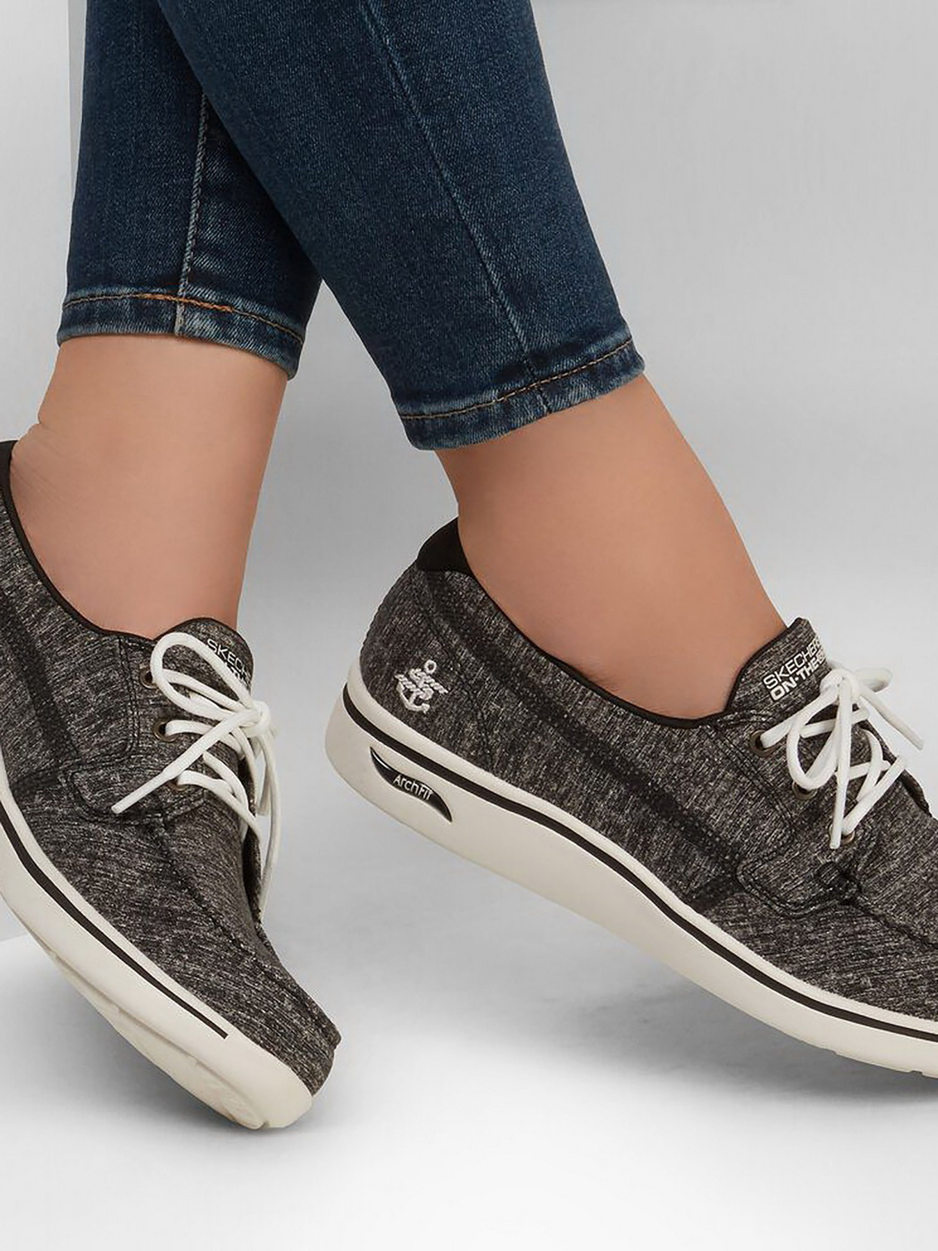 Мокасины Skechers Arch Fit Uplift - Equator модель 136610 BKW Фото