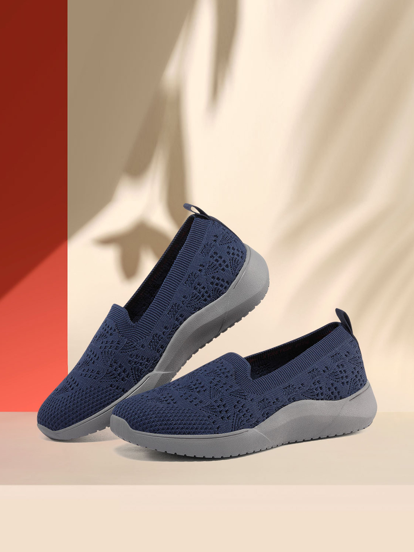 Сліпони Skechers Seager Cup-Fireworks Sneaker модель 158471 NVY Сліпони Skechers Seager Cup-Fireworks Sneaker модель 158471 NVY Фото