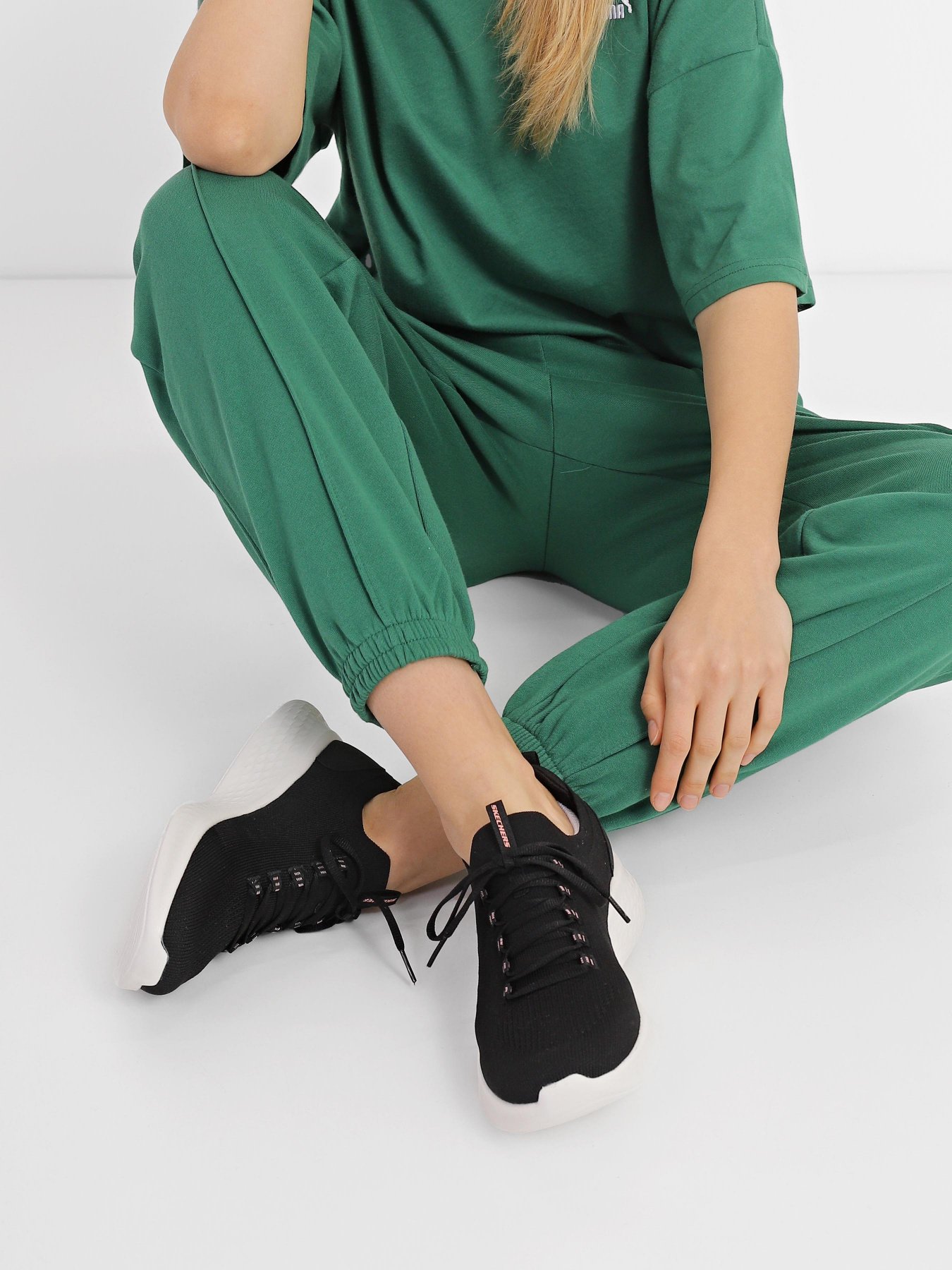 Кроссовки повседневные Skechers Skech-Lite Pro – Full Night модель 149994 BKPK Кроссовки повседневные Skechers Skech-Lite Pro – Full Night модель 149994 BKPK Фото