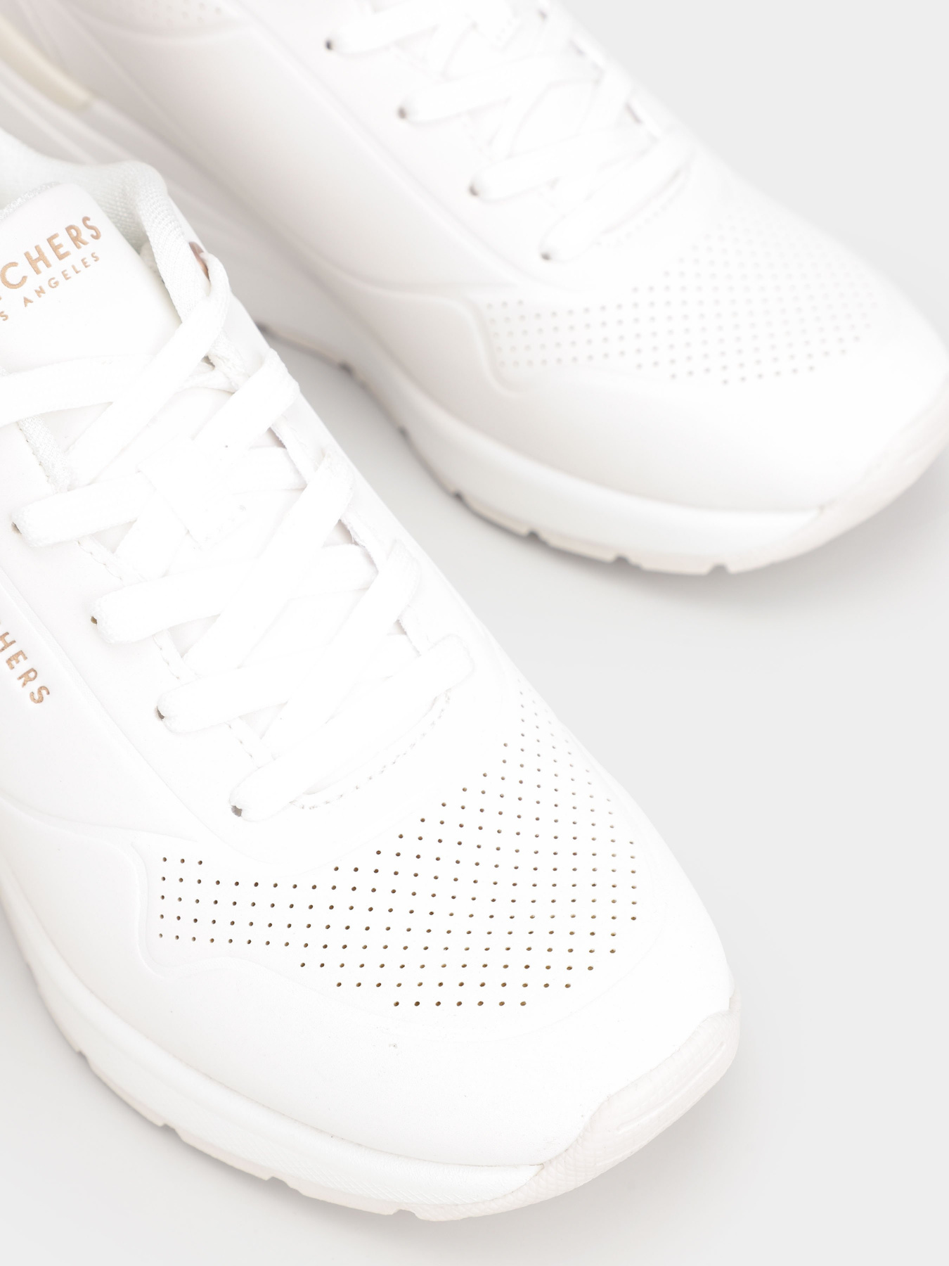 Кросівки повсякденні Skechers Million Air – Elevated Air модель 155401 WHT Фото