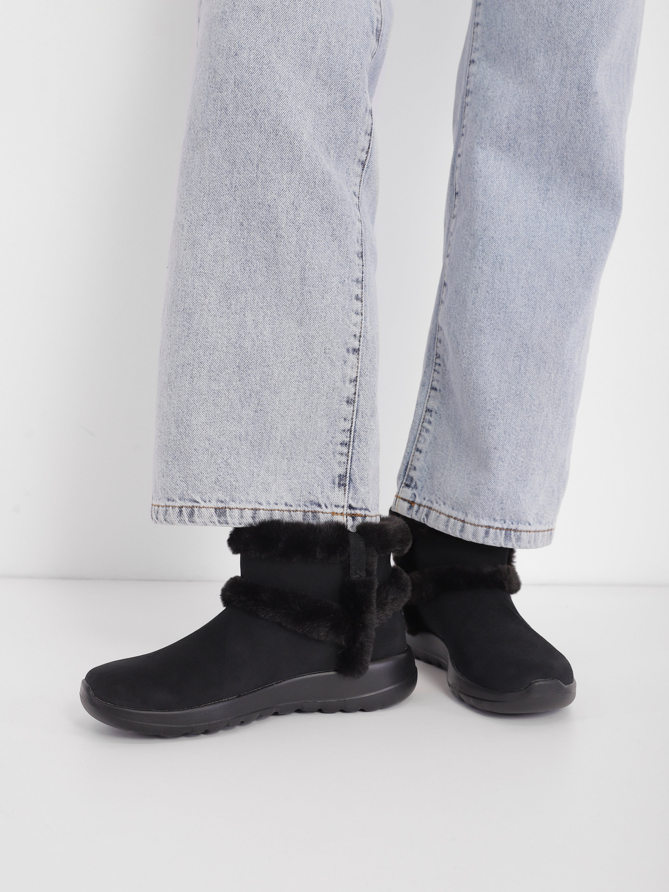 Ботинки Skechers On-the-GO Joy – Toasty Feels модель 144043 BBK Фото