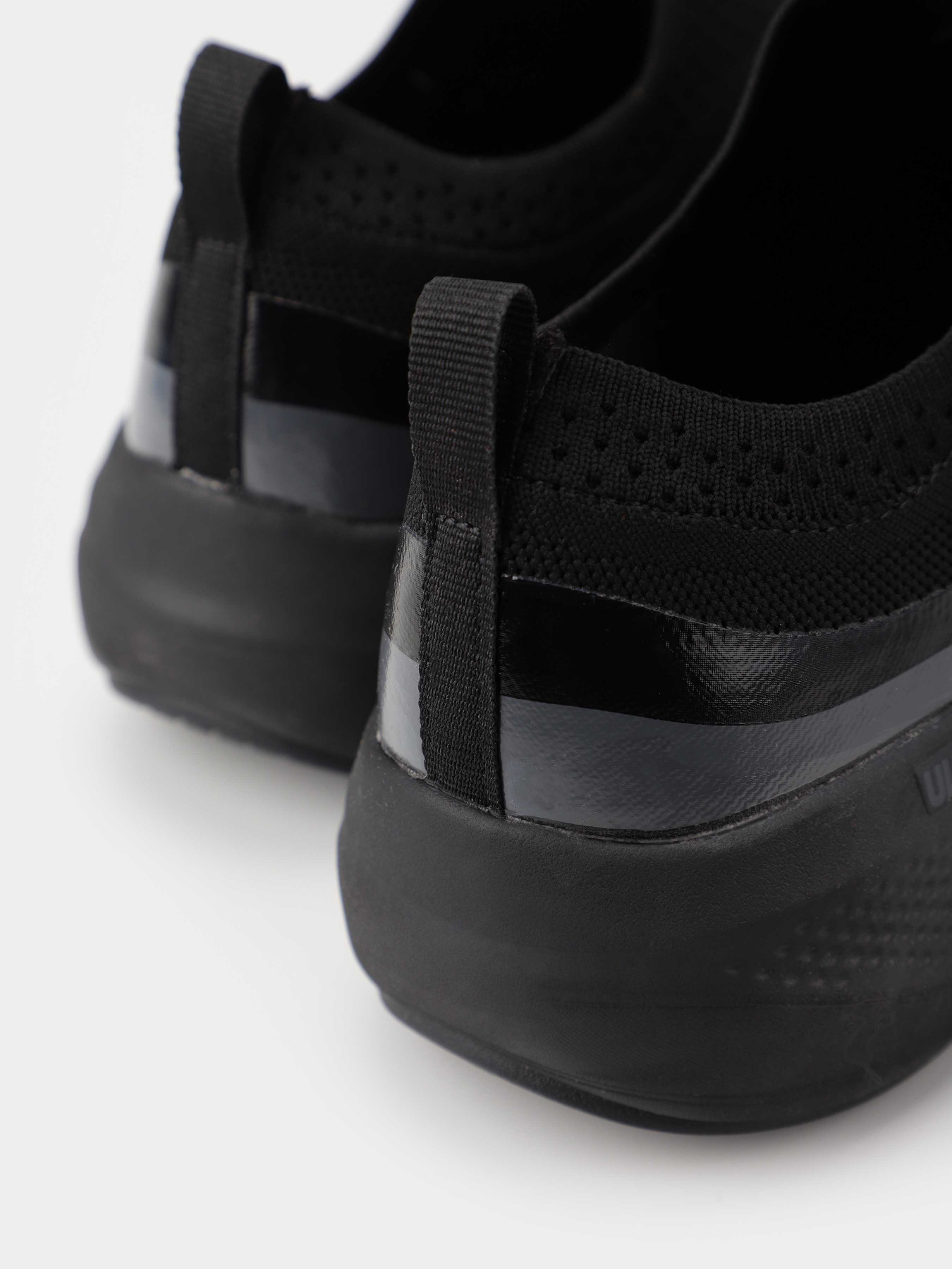 Слипоны Skechers GO RUN Elevate модель 128320 BBK Фото