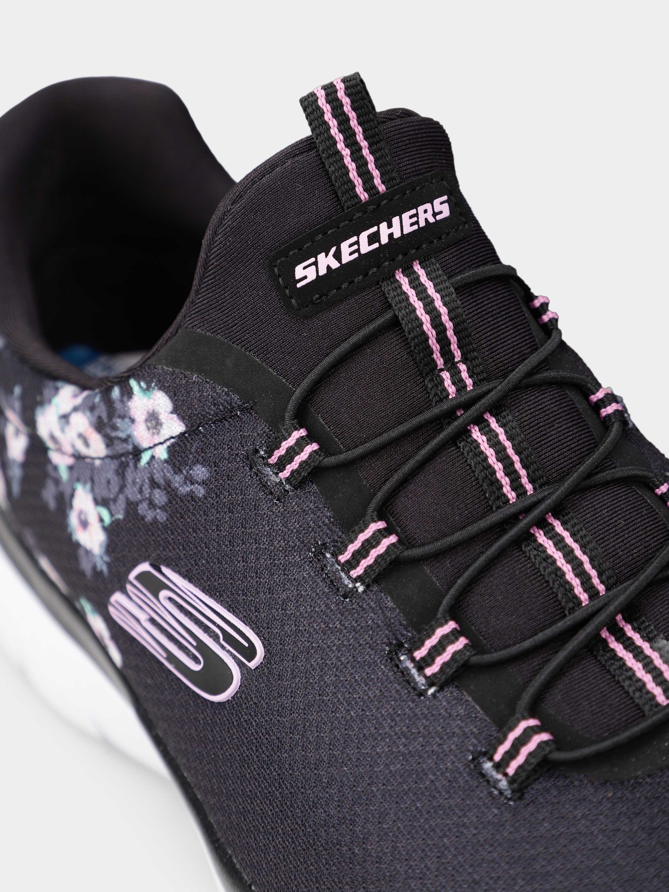 Кроссовки Skechers Summits - Perfect Blossom модель 149935 BKMT Фото