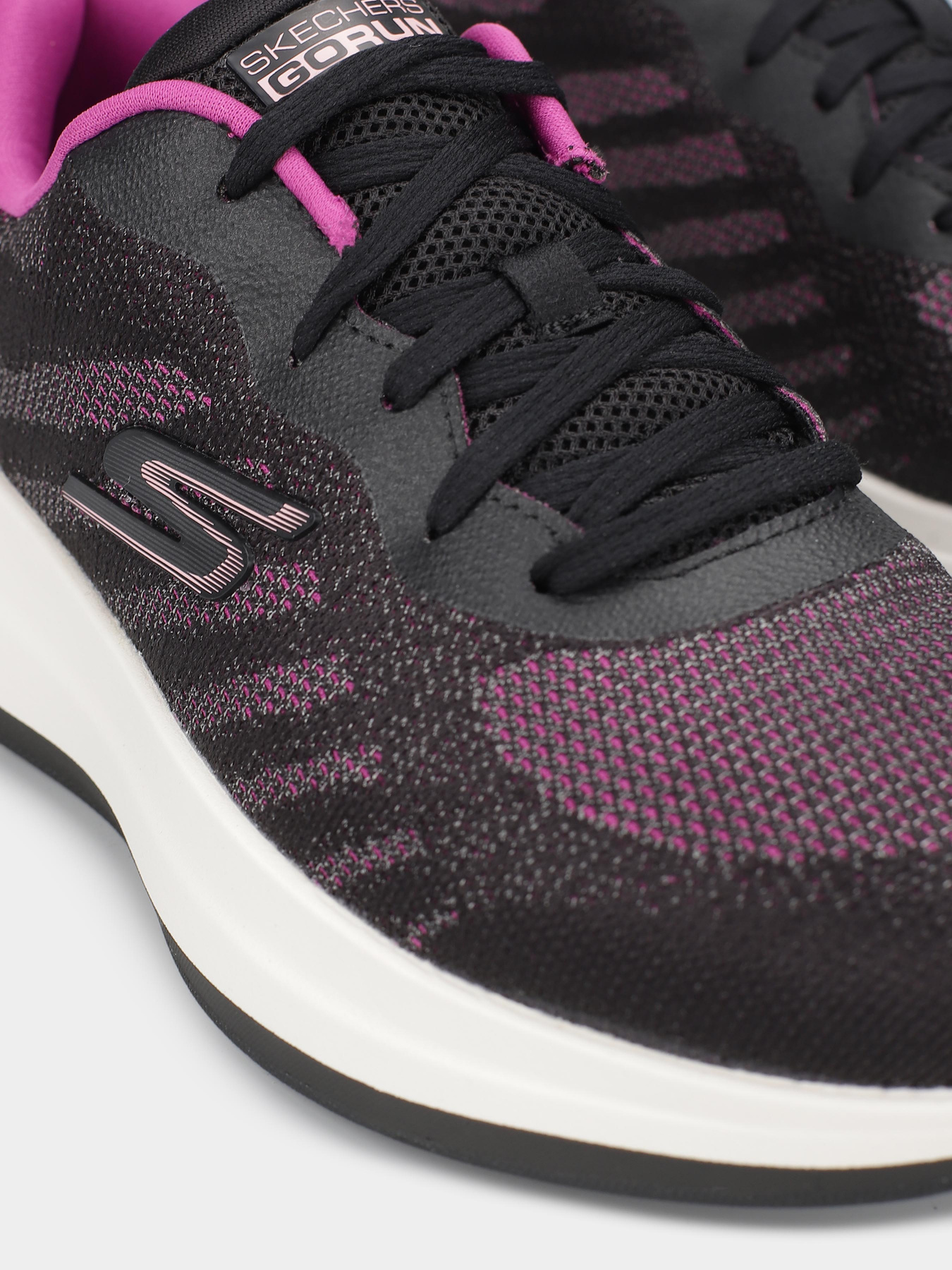 Кроссовки для бега Skechers Go Run Pulse 2.0 модель 129106 BKPR Фото