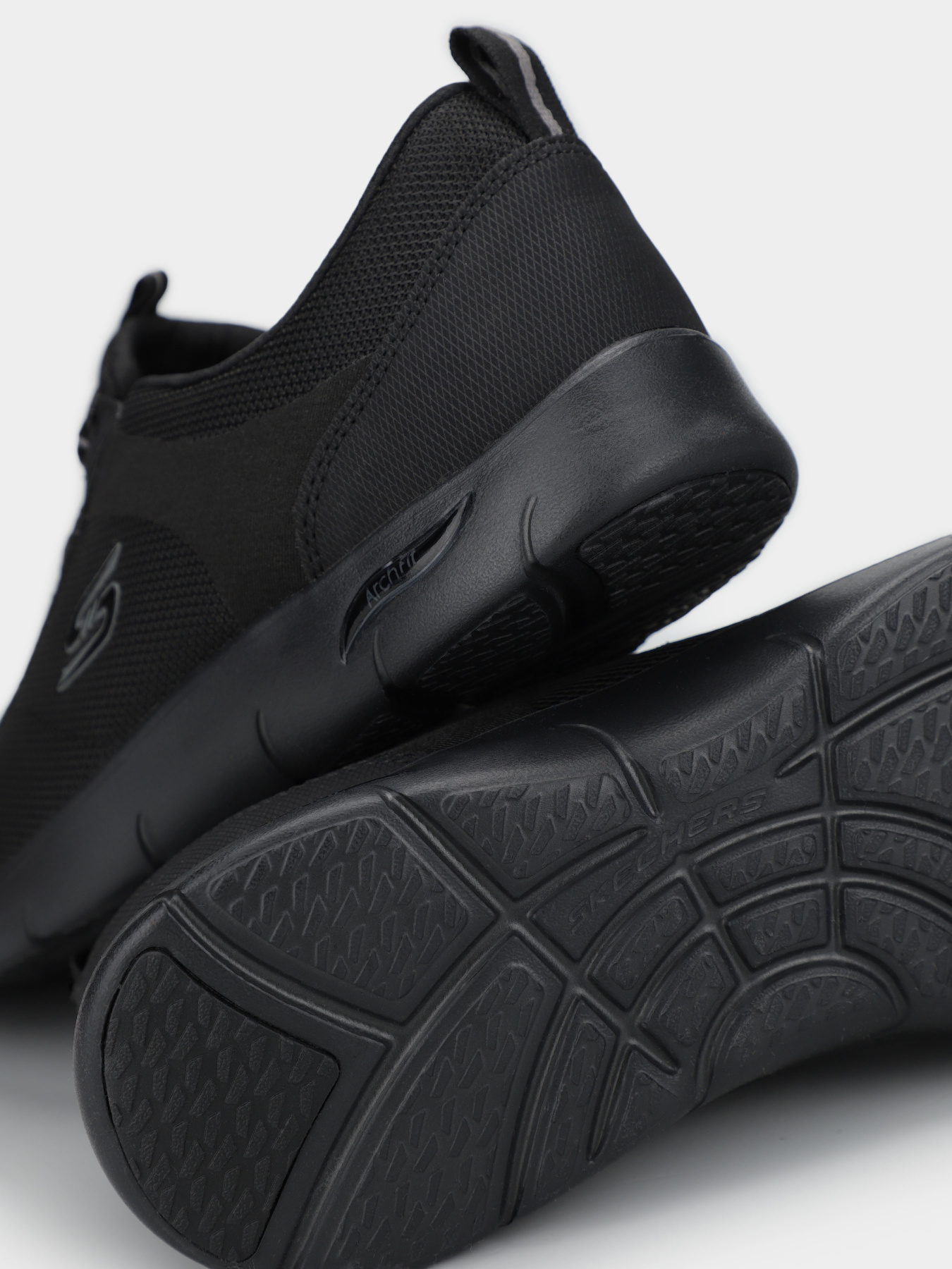 Кроссовки Skechers Arch Fit Refine - Her Ace модель 104391 BBK Фото