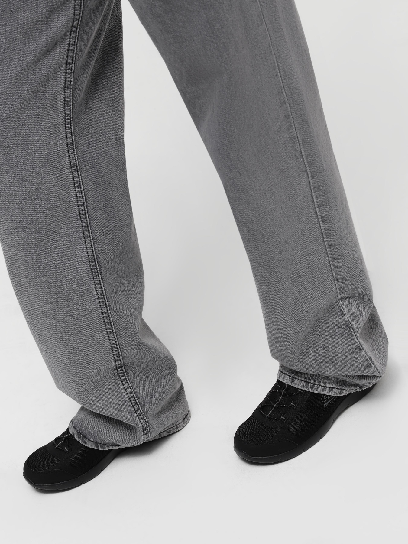 Кроссовки Skechers Arch Fit Refine - Her Ace модель 104391 BBK Фото