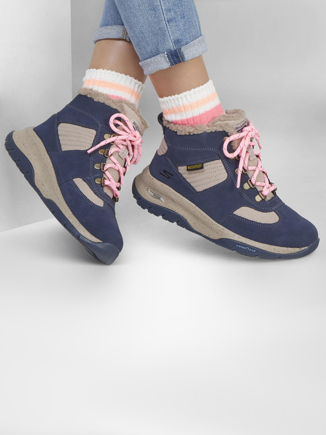 Черевики Skechers Arch Fit Journey - Down To Earth модель 144706 NVY Фото