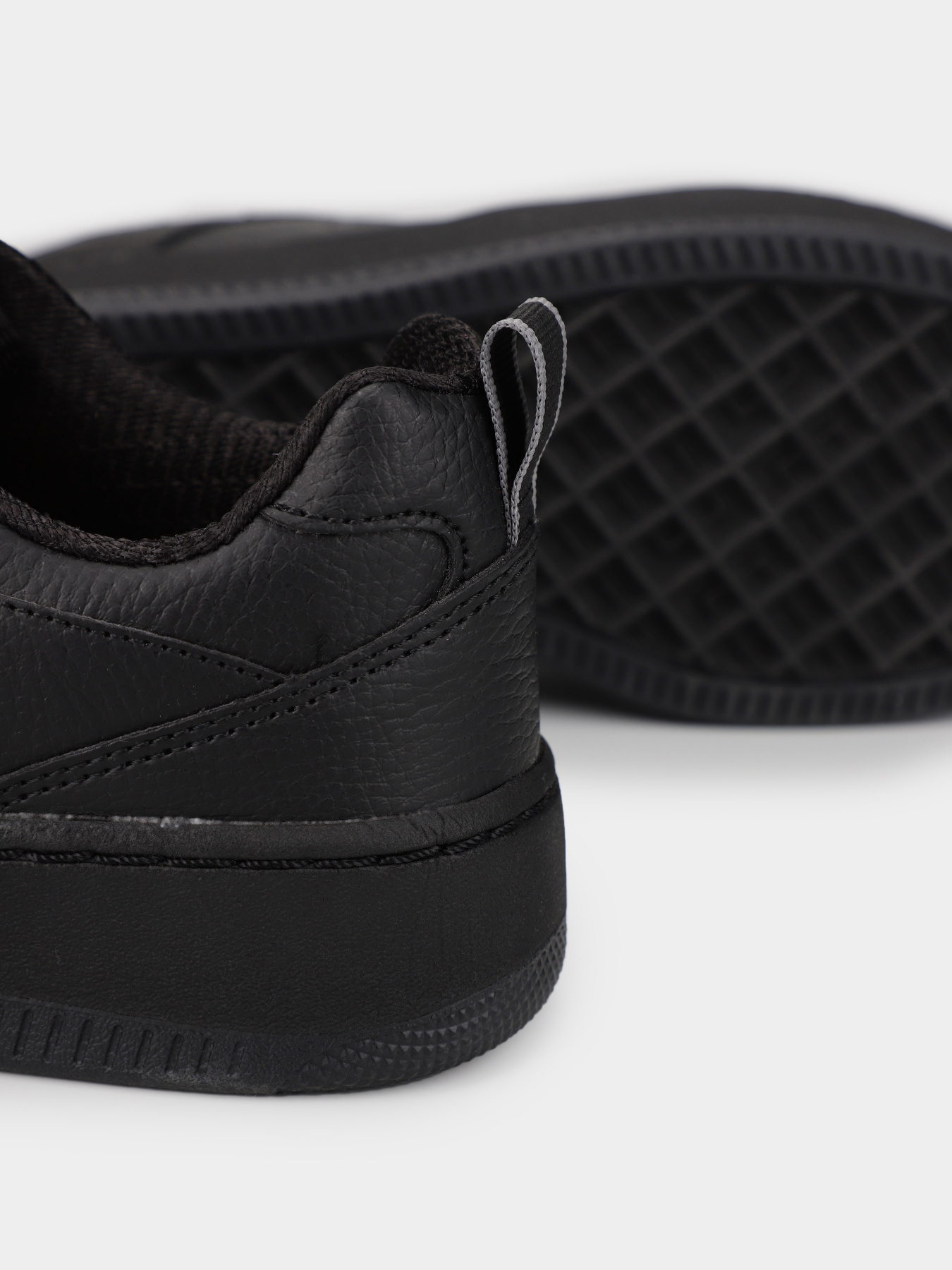 Кросівки Skechers Sport Court 92 - Illustrious модель 149763 BBK Фото