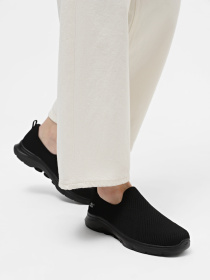 Слипоны Skechers GOwalk 7 - Amina модель 125204 BBK Фото