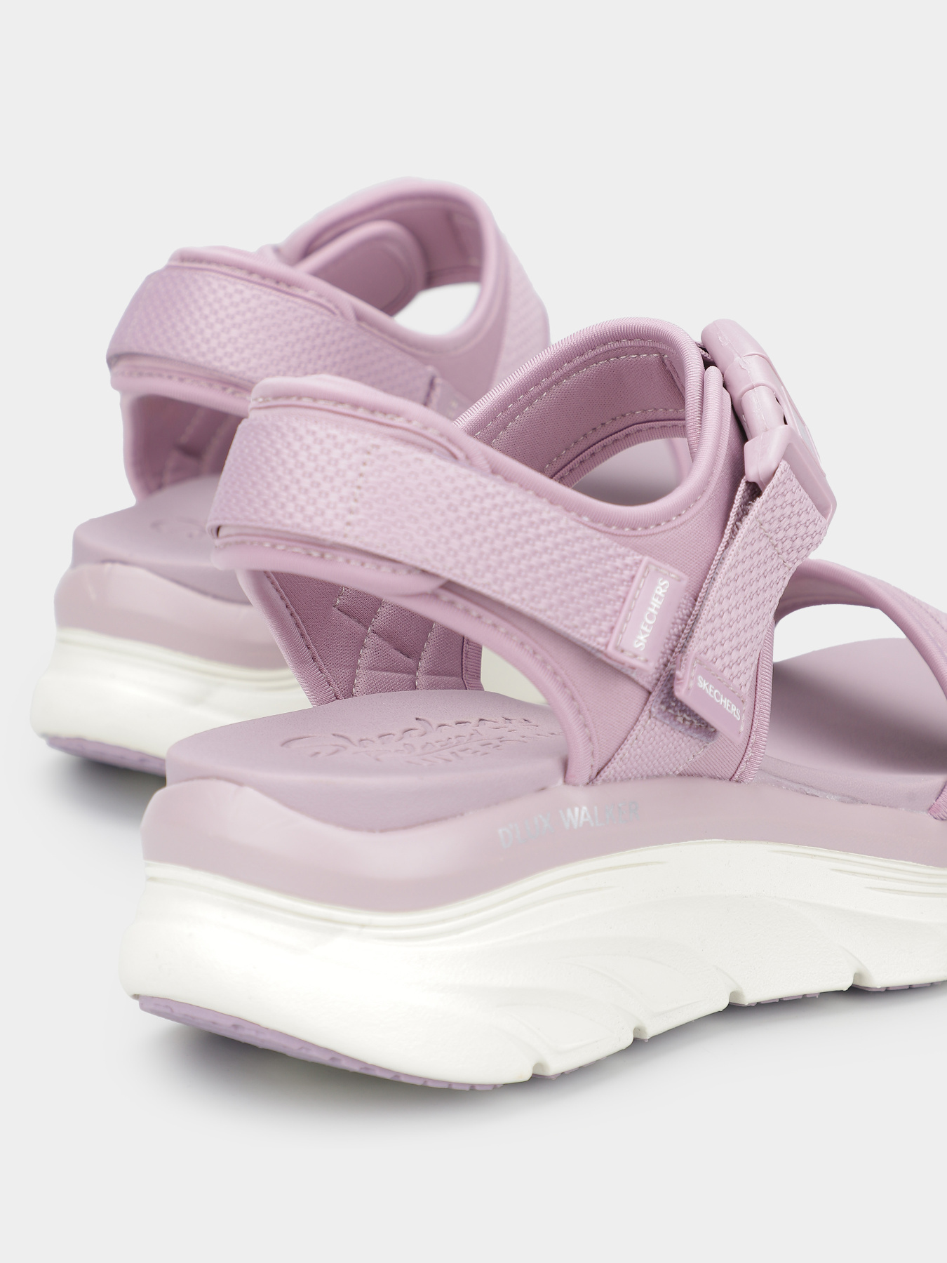 Сандалии Skechers Relaxed Fit: D'Lux Walker - Daily Outing модель 119824 LAV Фото