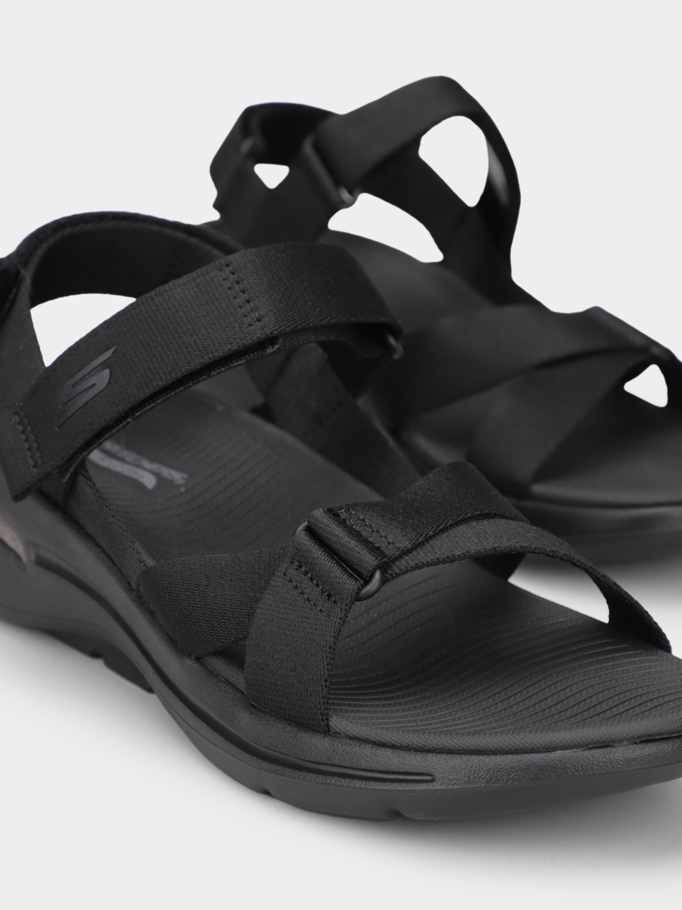 Сандалии Skechers GO Walk Arch Fit модель 140808 BBK Фото