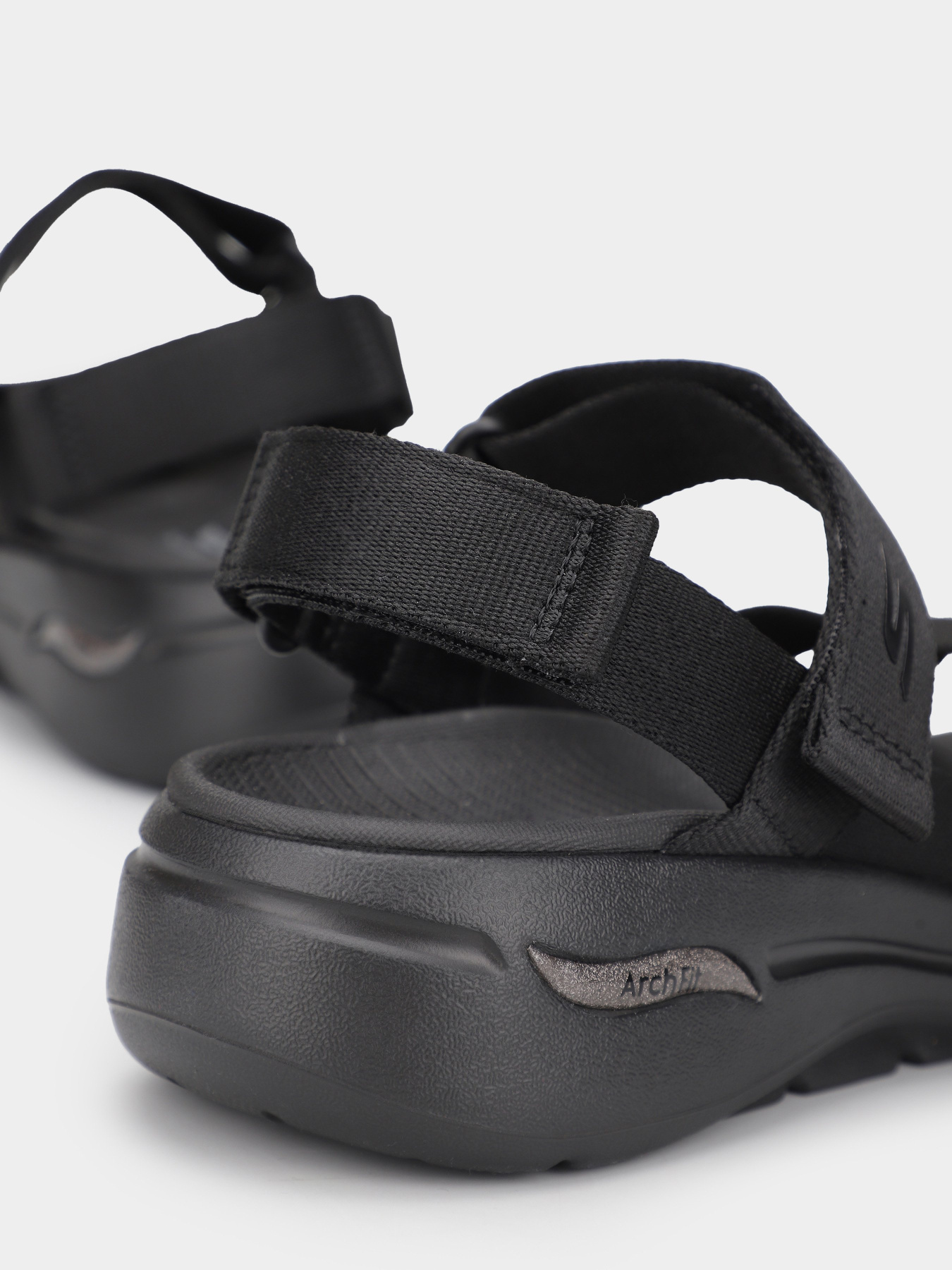 Сандалии Skechers GO Walk Arch Fit модель 140808 BBK Фото