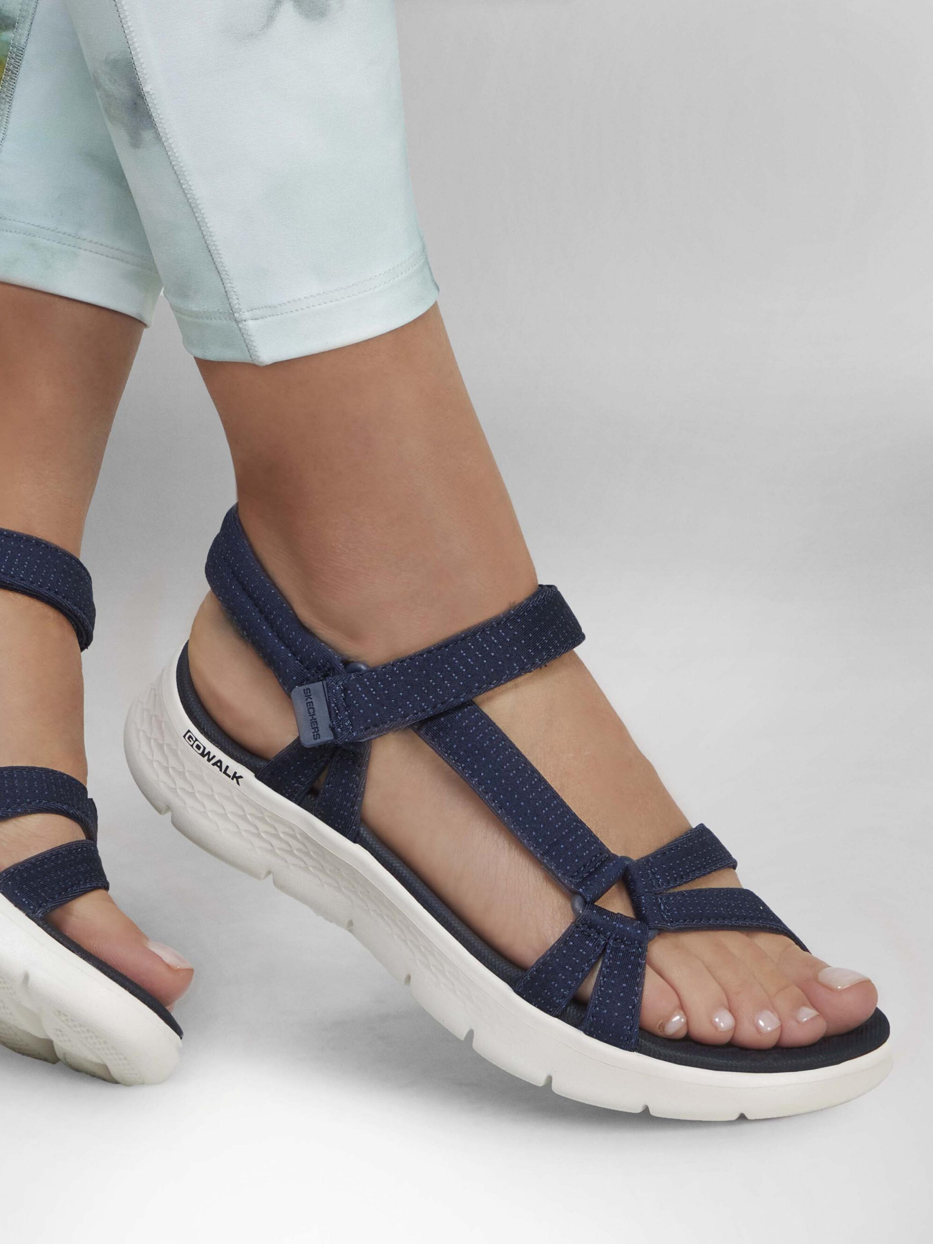 Сандалії Skechers GO Walk Flex Sandal - Sublime модель 141451 NVY Фото