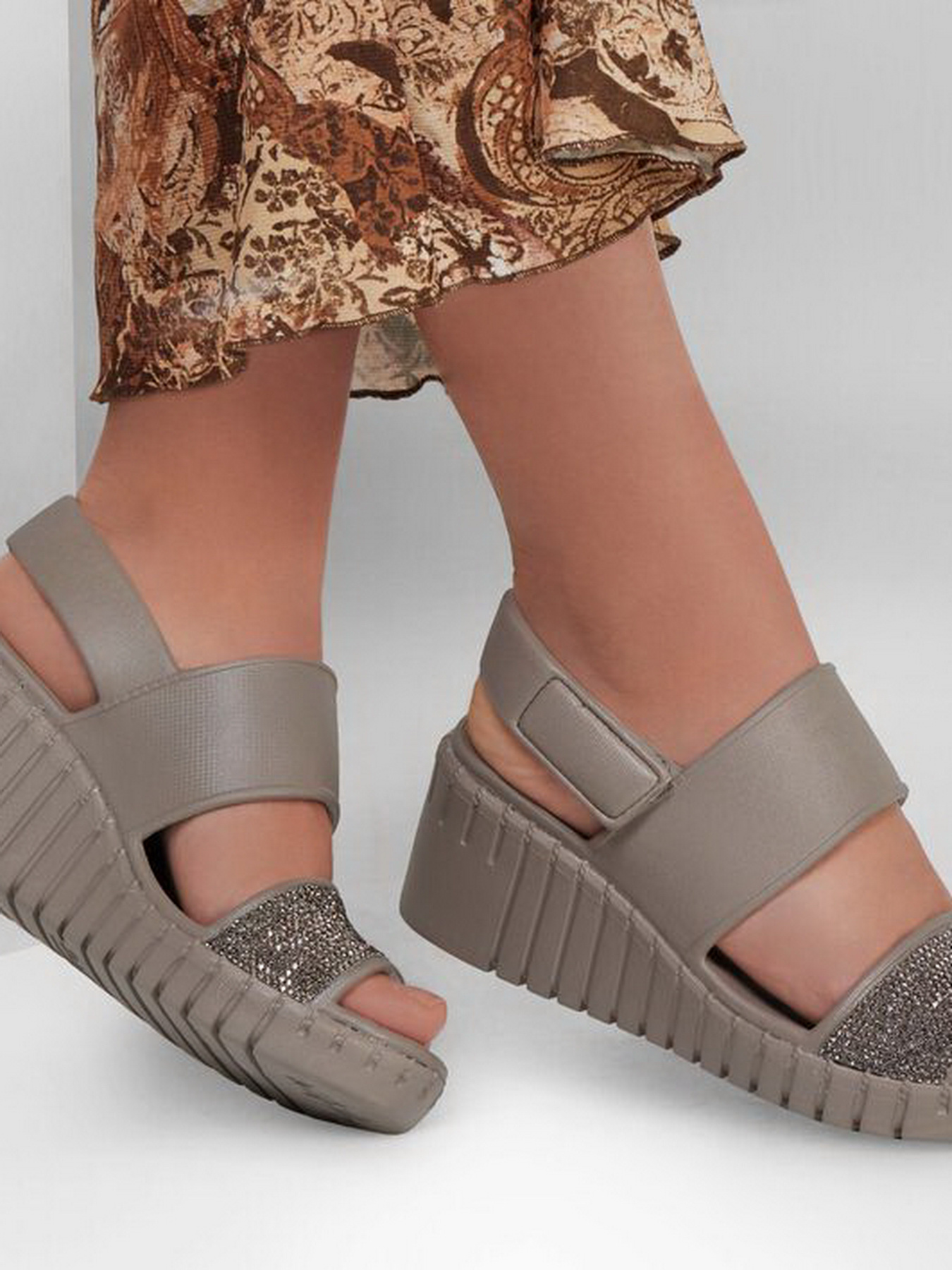 Босоножки Skechers Foamies: Pier Ave модель 111225 DKTP Фото