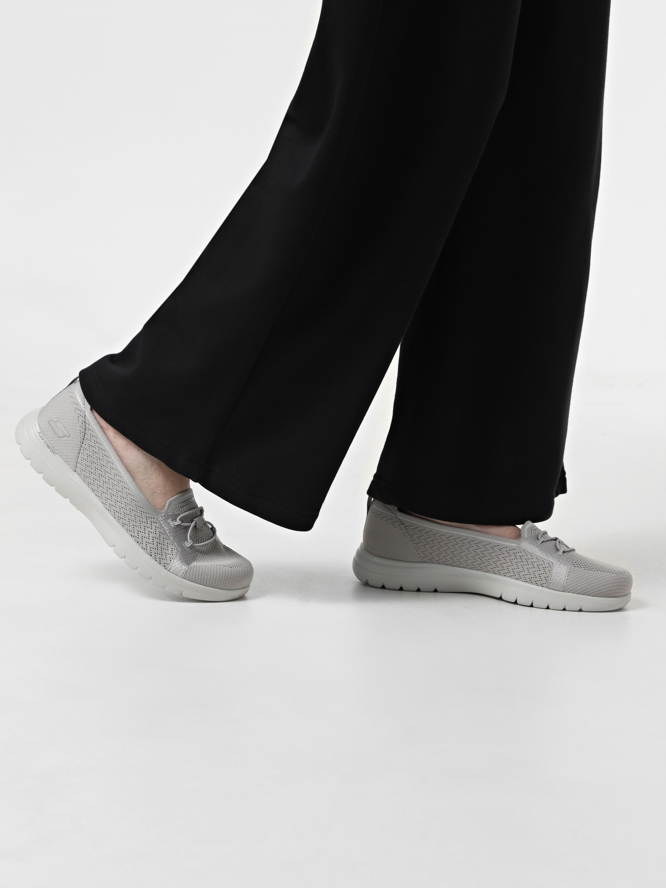 Слипоны Skechers On-the-GO Flex - Logan модель 138276 GRY Фото